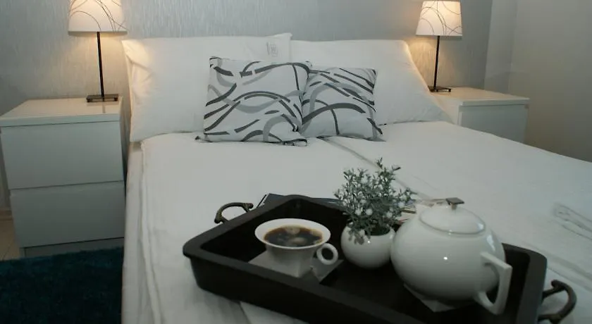 Irs Royal Apartments - Albatros location